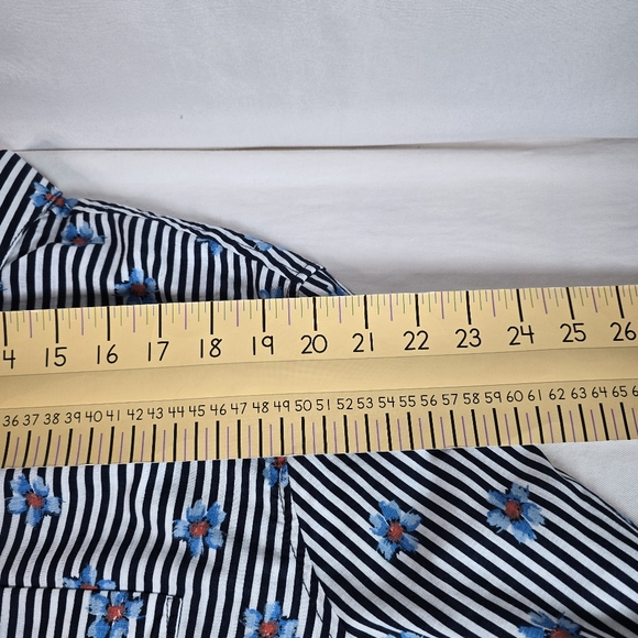 Terra & Sky women's long-sleeved buttondown shirt size 2X (20W-22W) - Picture 9 of 12